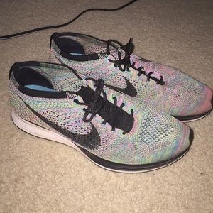 Nike Flyknit Racer